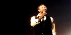Olivier Cheuwa en live chante 